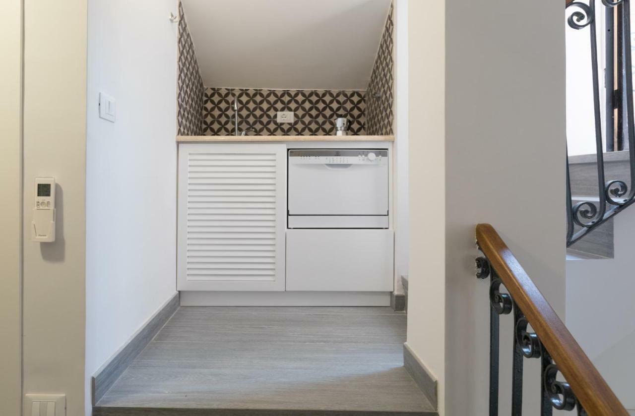 Quiet Pied A Terre With Terrace In Borgo Pio Apartamento Roma Exterior foto